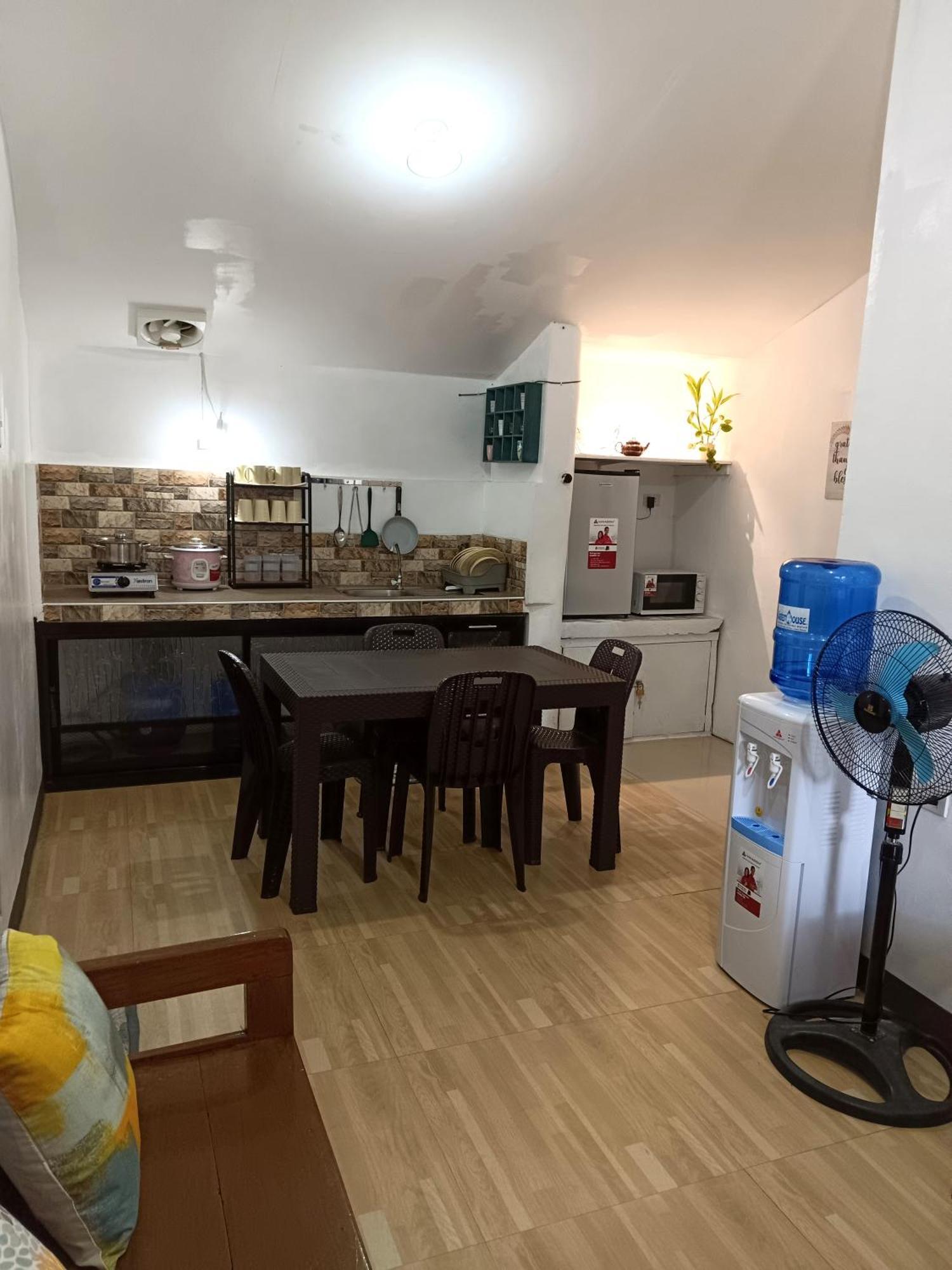 Elisha'S Guest House Coron Exterior foto